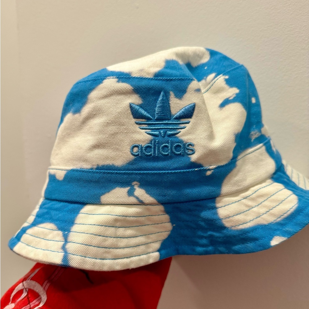 Adidas Bucket Hat